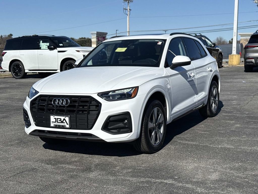 Used 2025 Audi Q5 2.0T Premium w/ Convenience Plus Package image 23