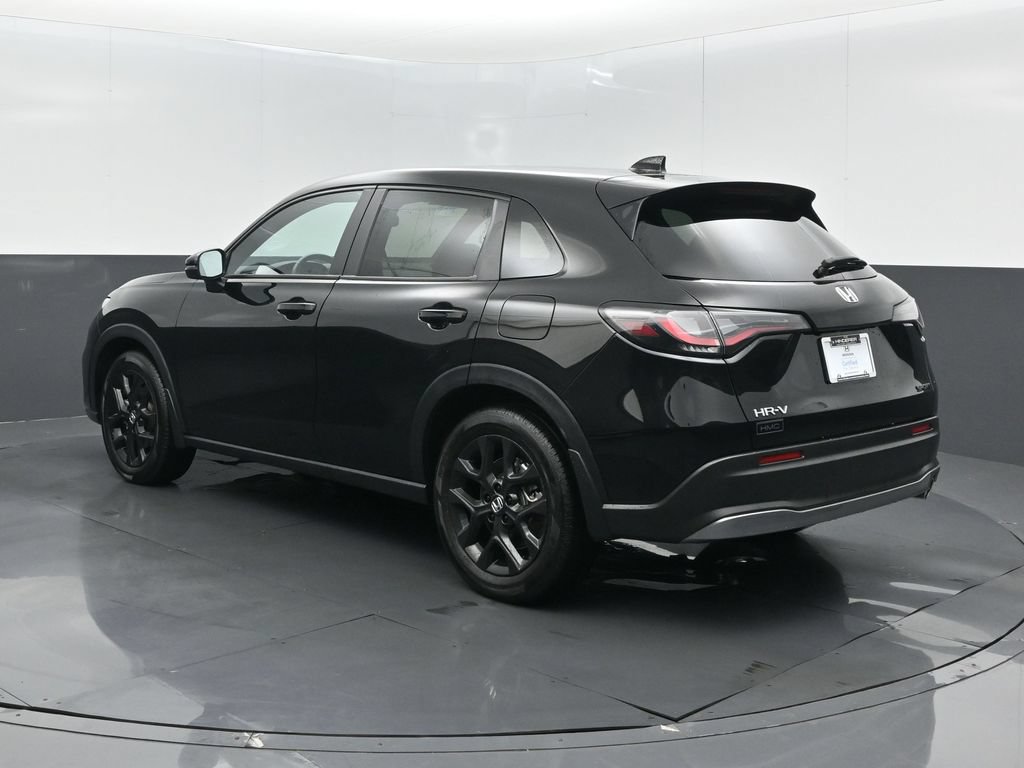 Used 2025 Honda HR-V Sport image 6