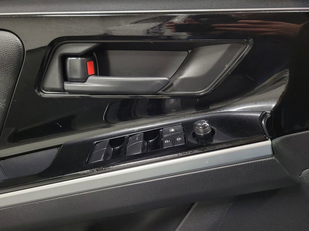 Used 2023 Toyota bZ4X XLE w/ Weather Package image 19