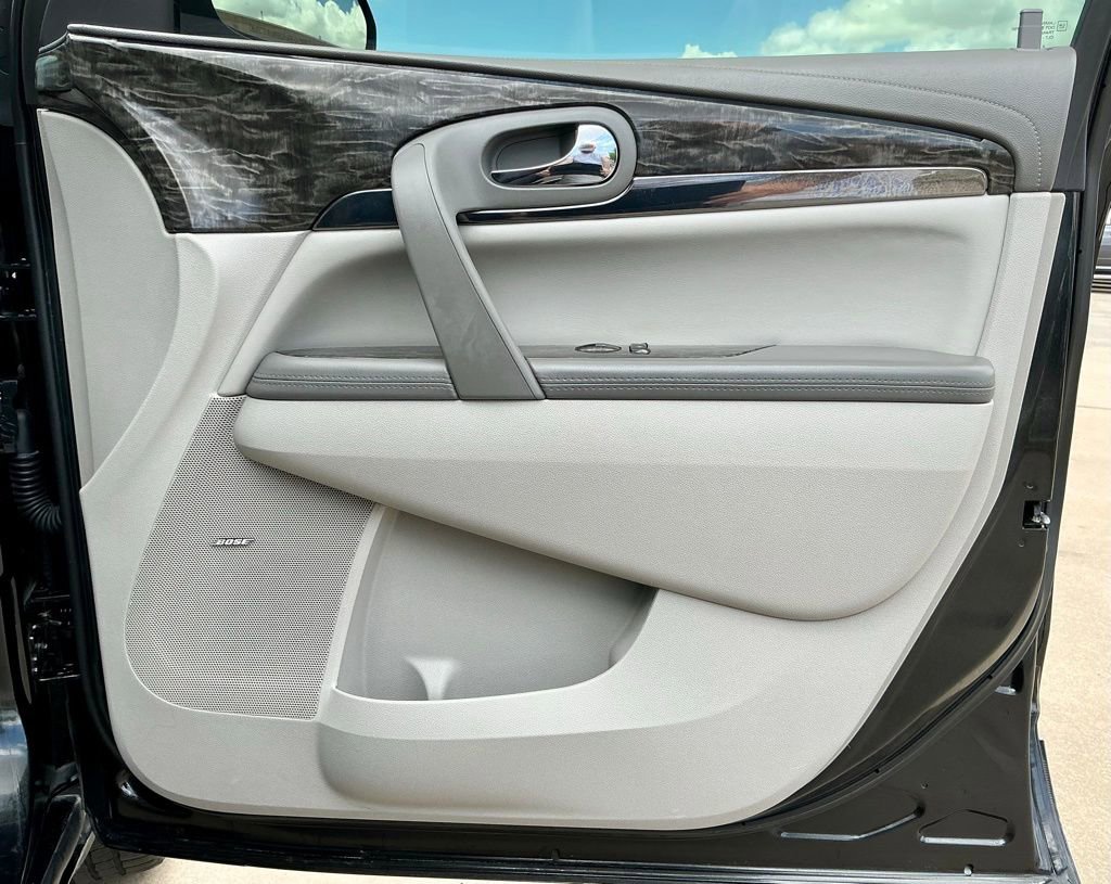 Used 2014 Buick Enclave Leather image 23