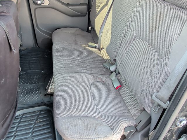 Used 2012 Nissan Frontier SV AWD/4WD image 31