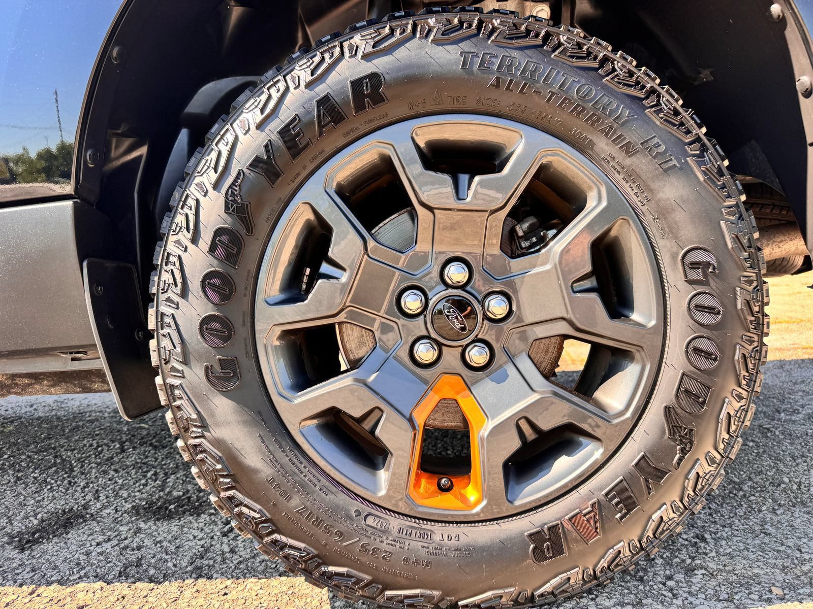 Used 2025 Ford Maverick Tremor AWD/4WD image 37
