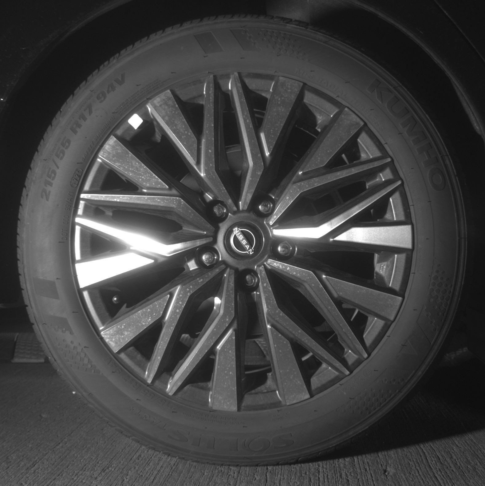 Used 2025 Nissan Altima 2.5 SV FWD image 18