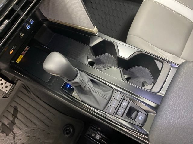 Used 2026 Toyota Camry SE AWD/4WD image 20