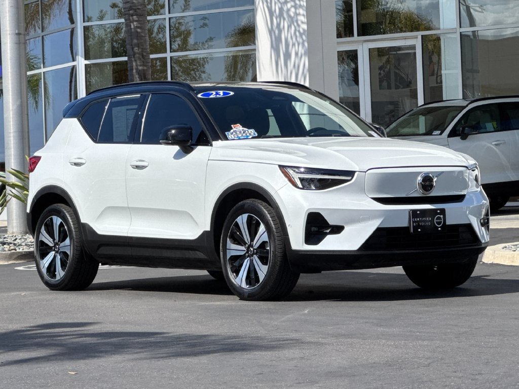 Certified 2023 Volvo XC40 Recharge Plus AWD/4WD image 7