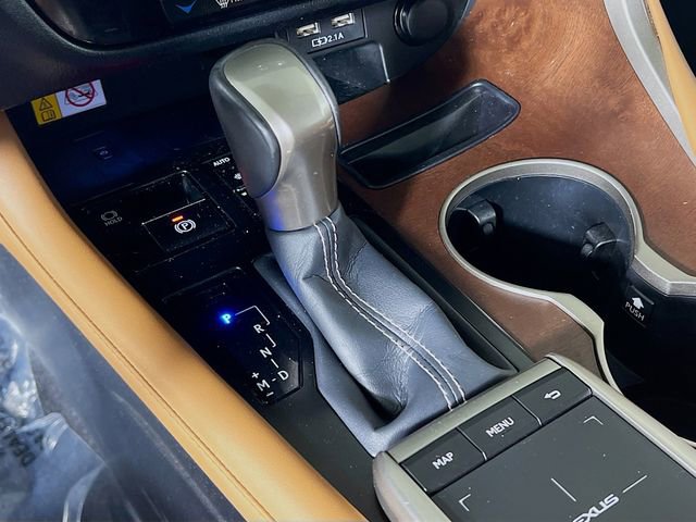 Used 2022 Lexus RX 350L Premium w/ Premium Package image 24