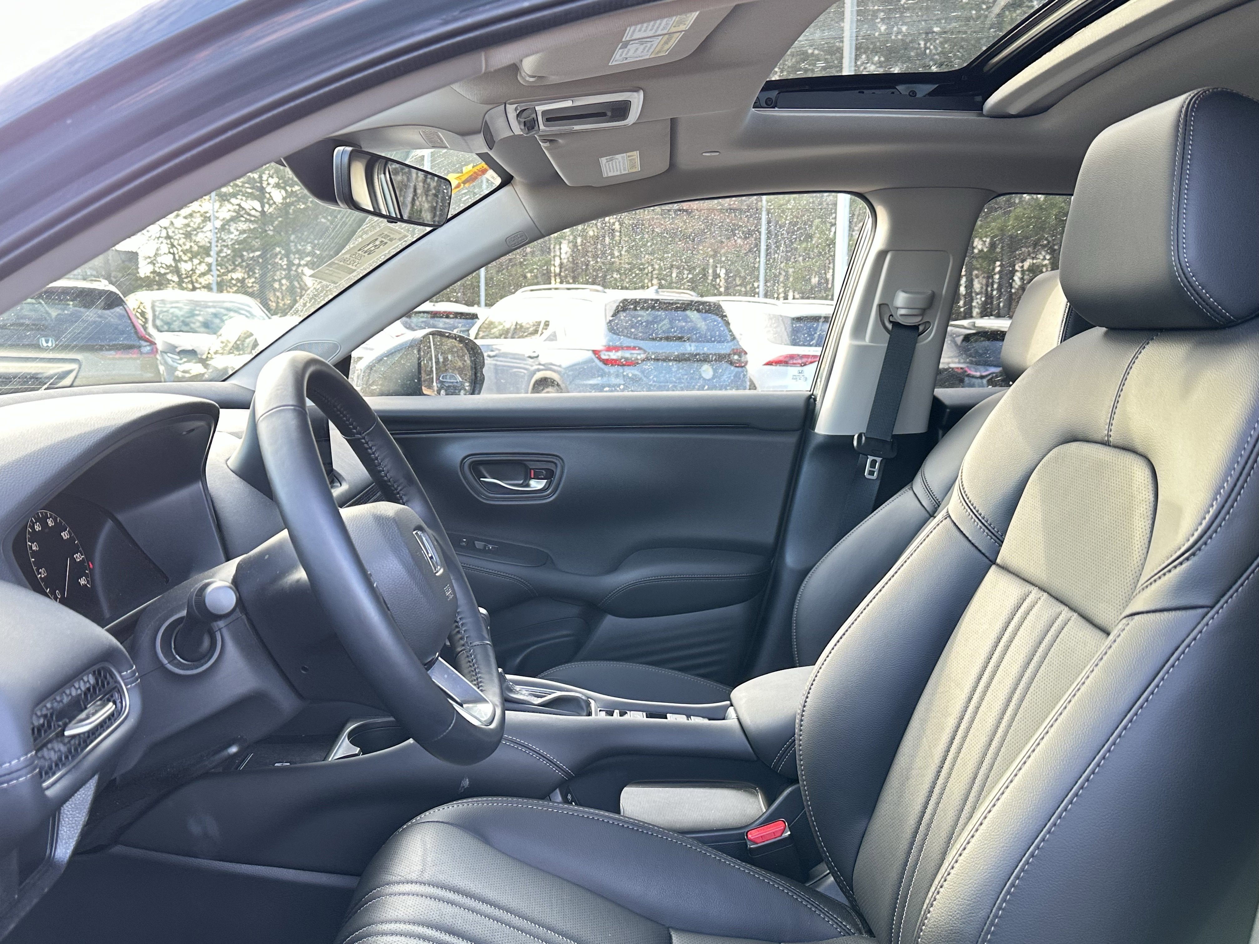 Used 2026 Honda HR-V EX-L image 7