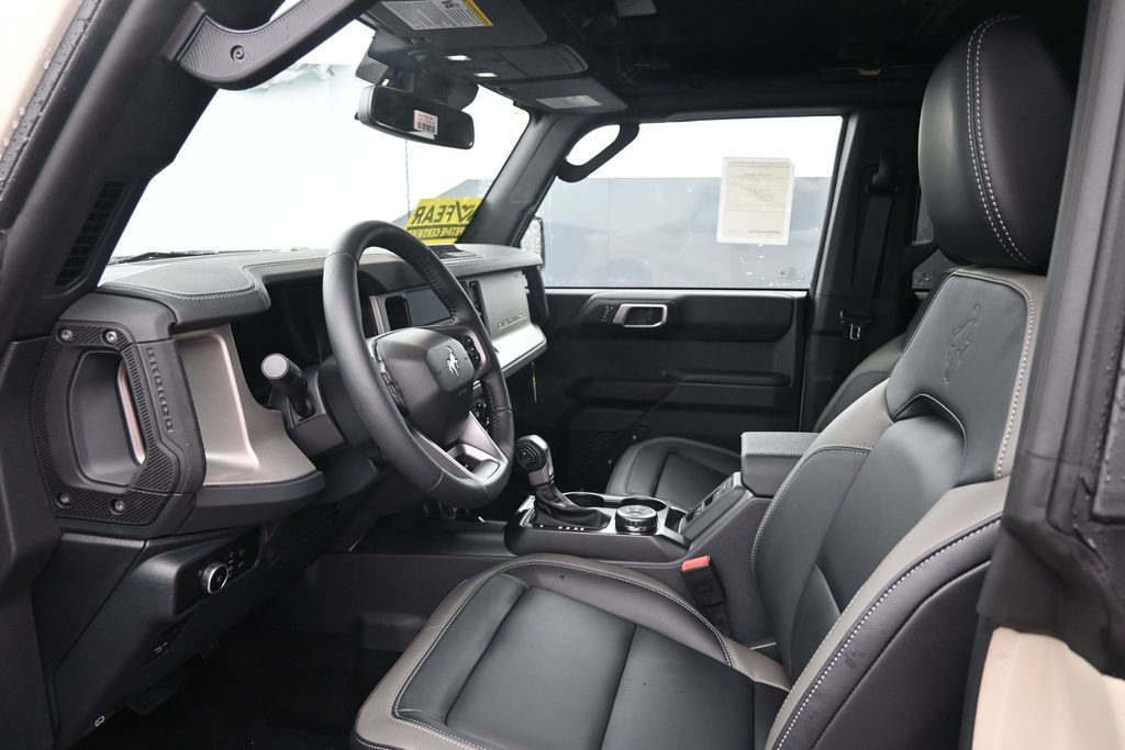 New 2026 Ford Bronco Outer Banks AWD/4WD image 17