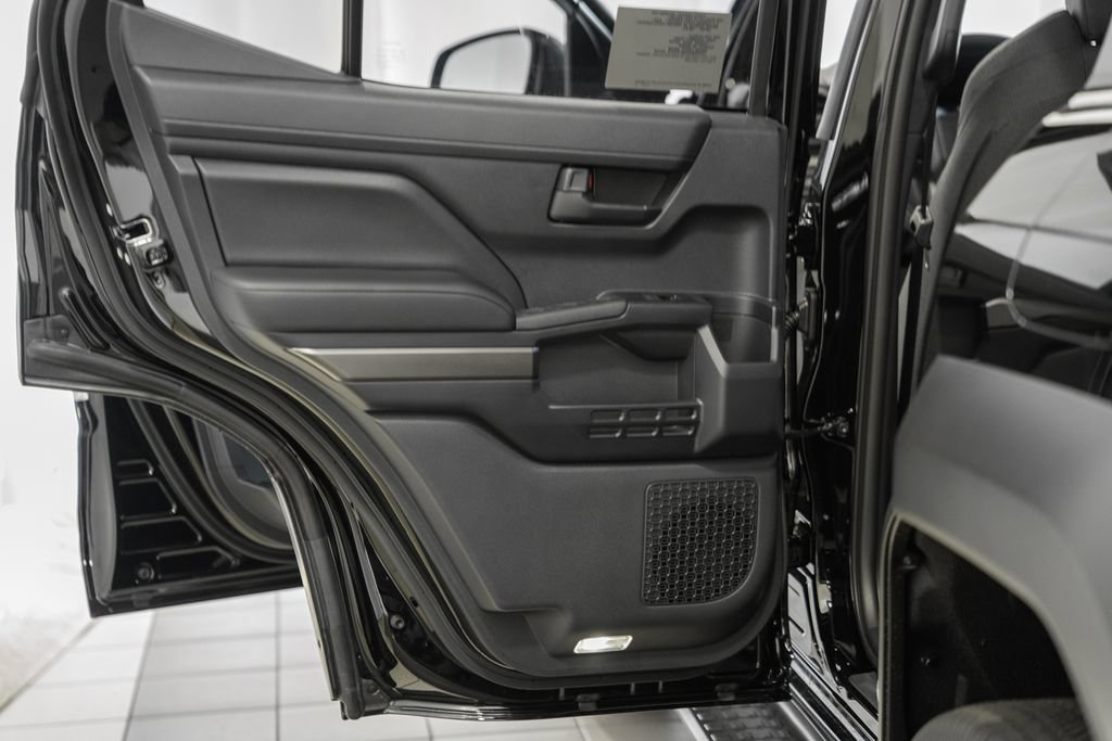New 2026 Toyota 4Runner SR5 AWD/4WD image 35