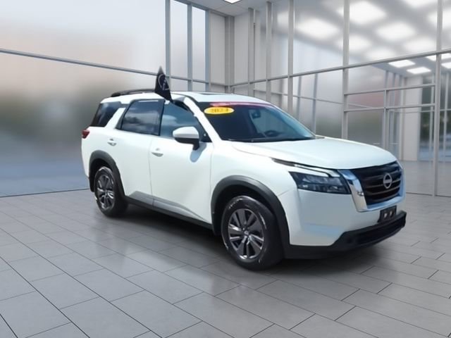Certified 2024 Nissan Pathfinder SV w/ SV Premium Package image 2