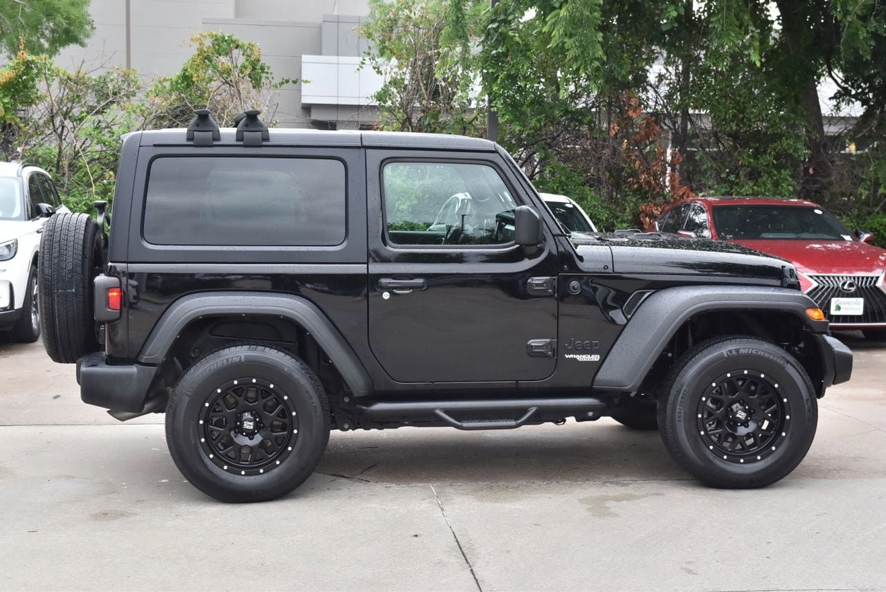 Used 2021 Jeep Wrangler Sport AWD/4WD image 6