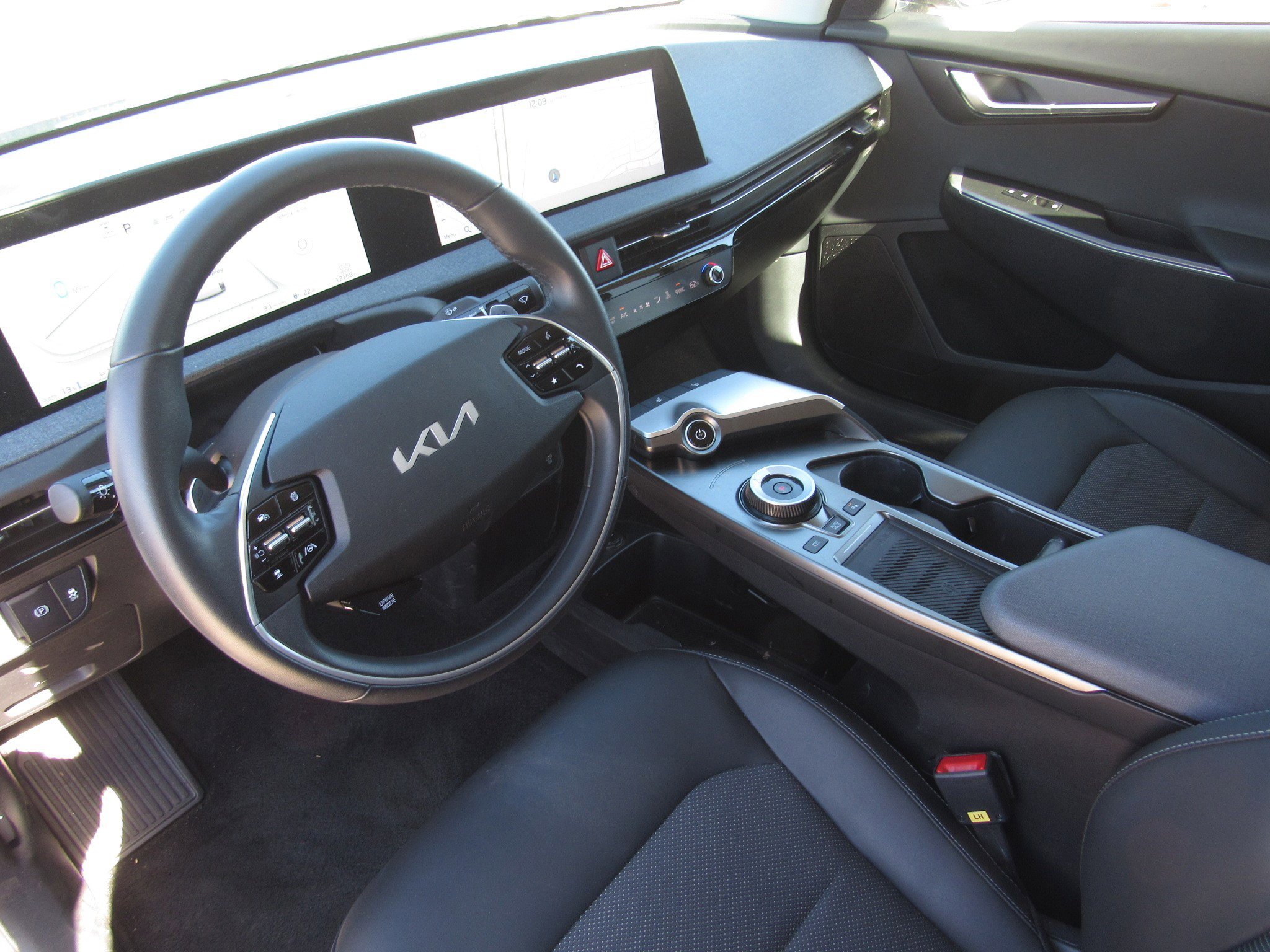 Used 2023 Kia EV6 Light image 15