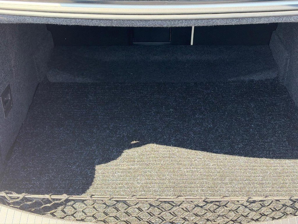 Used 2013 Cadillac XTS Premium image 7