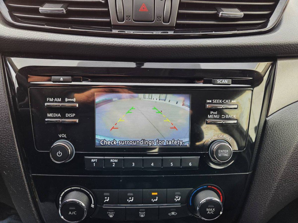 Used 2017 Nissan Rogue Sport S w/ S Appearance Package image 21