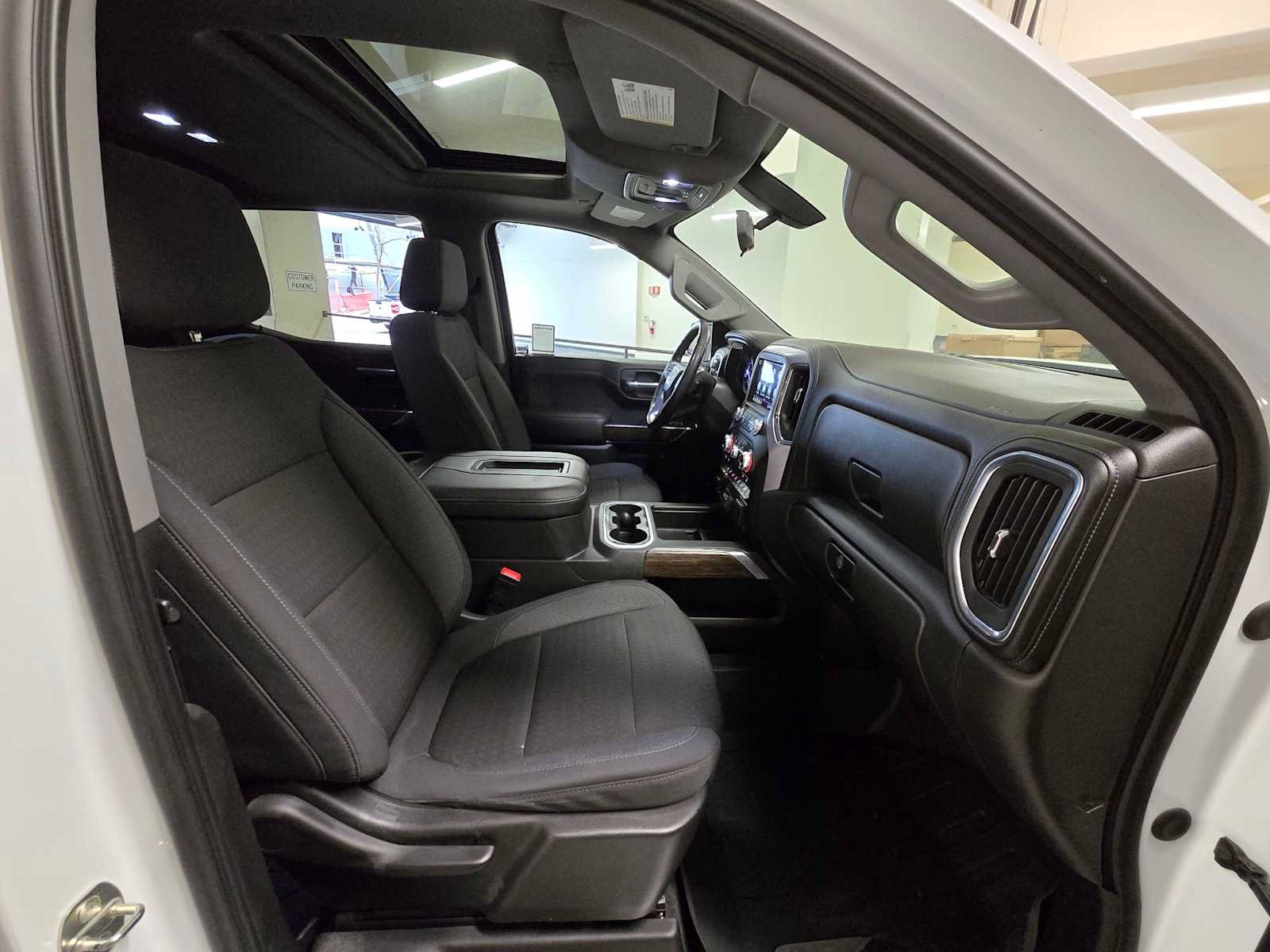 Used 2020 GMC Sierra 1500 Elevation w/ Elevation Value Package RWD image 11