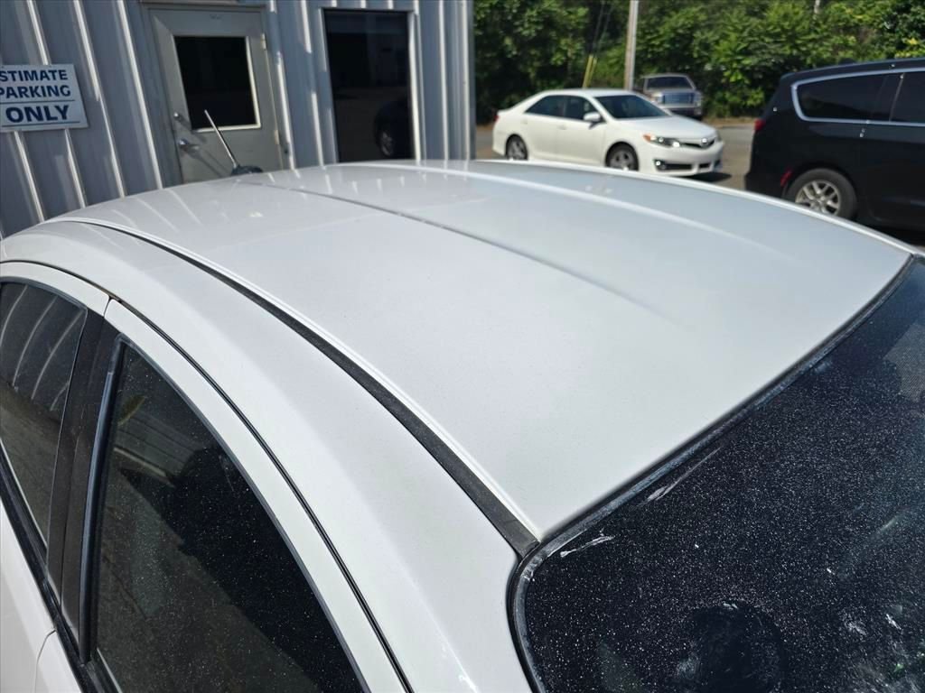 Used 2018 Nissan Versa SV w/ SV Special Edition Package FWD image 13