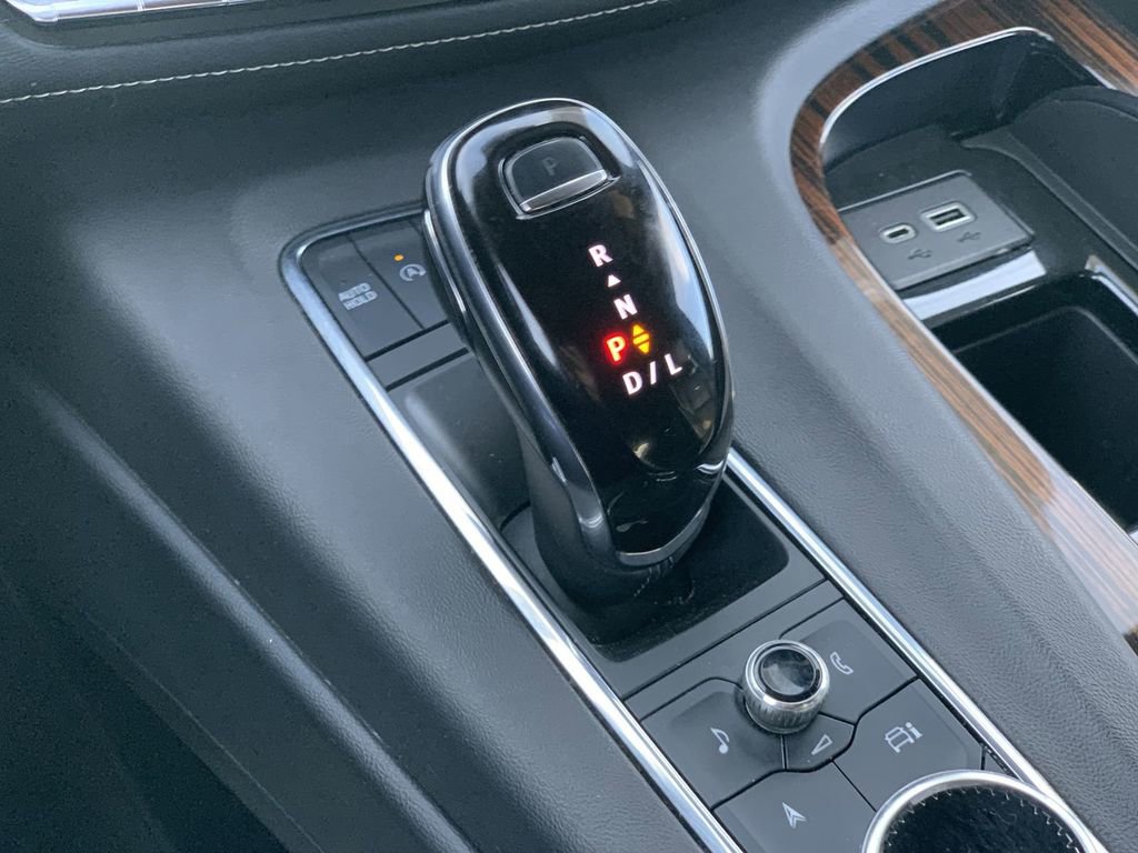 Certified 2023 Cadillac Escalade Premium Luxury image 13