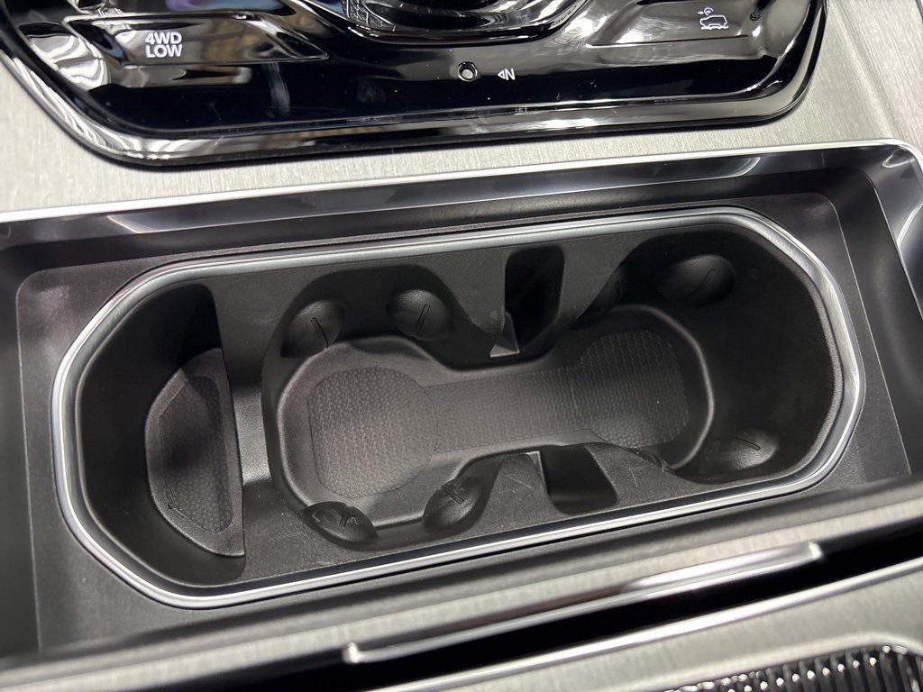 New 2025 Jeep Wagoneer Series II w/ Convenience Group I image 26