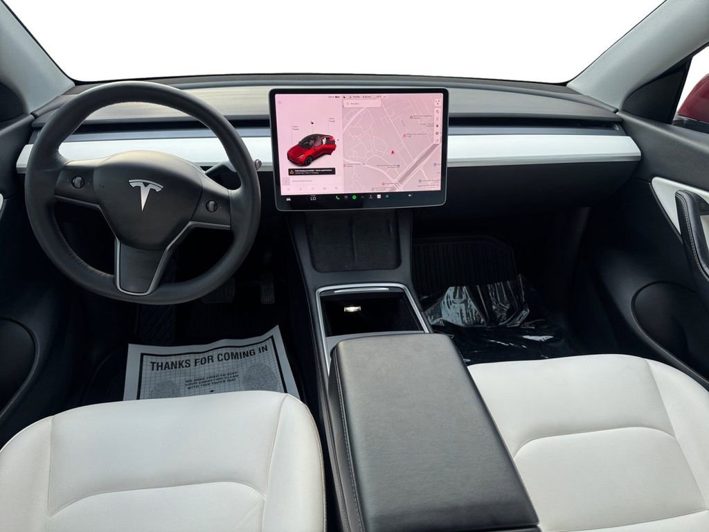 Used 2021 Tesla Model Y Long Range image 10