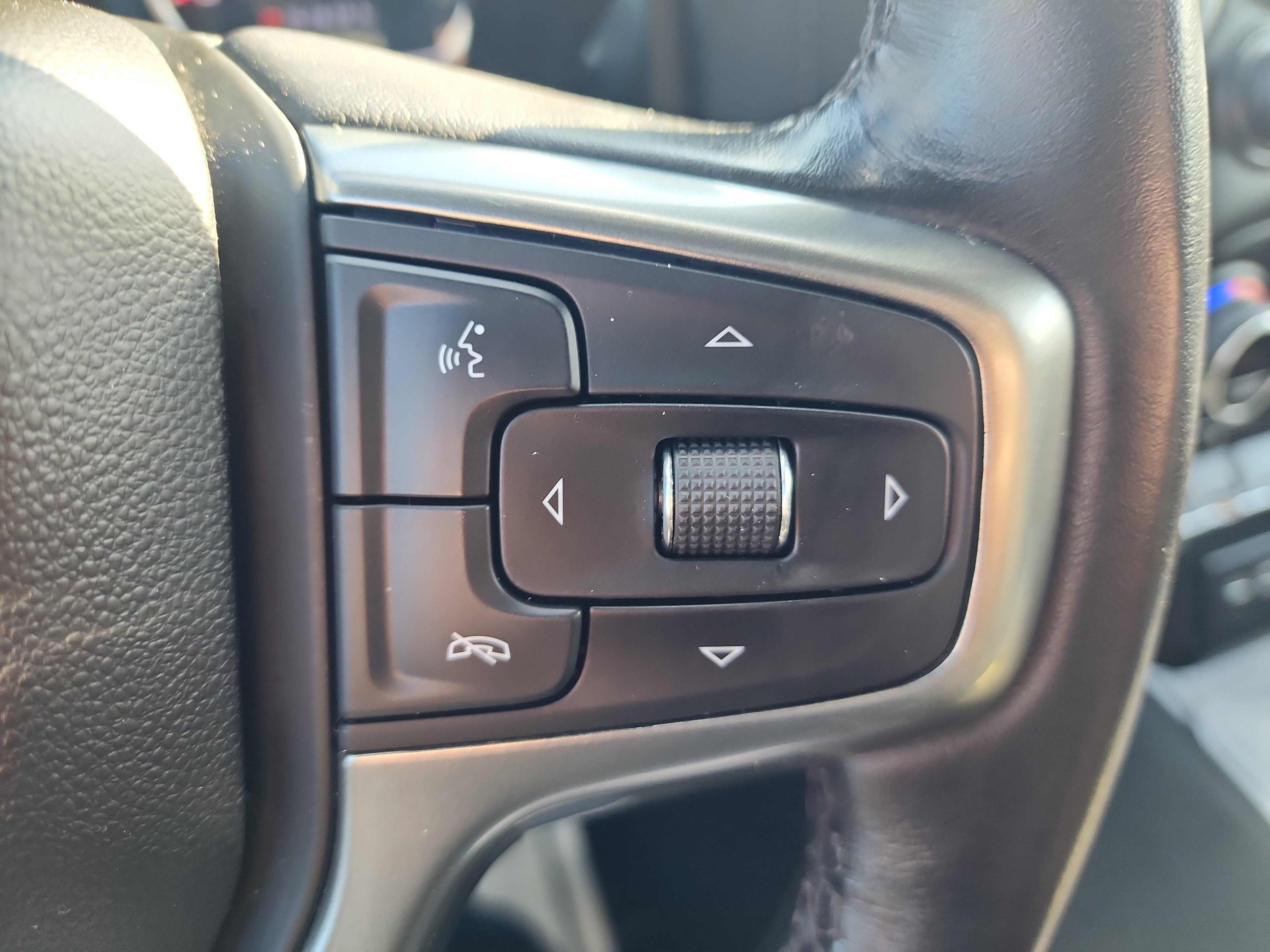 Certified 2021 Chevrolet Silverado 1500 LT image 18