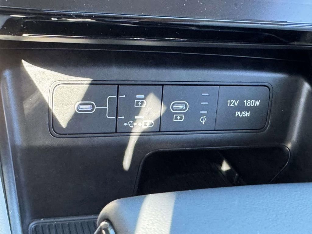 Used 2025 Hyundai Tucson SEL image 27