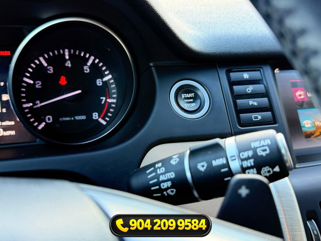 Used 2016 Land Rover Discovery Sport HSE image 16