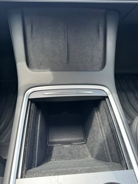 Used 2022 Tesla Model 3 Standard Range RWD image 24