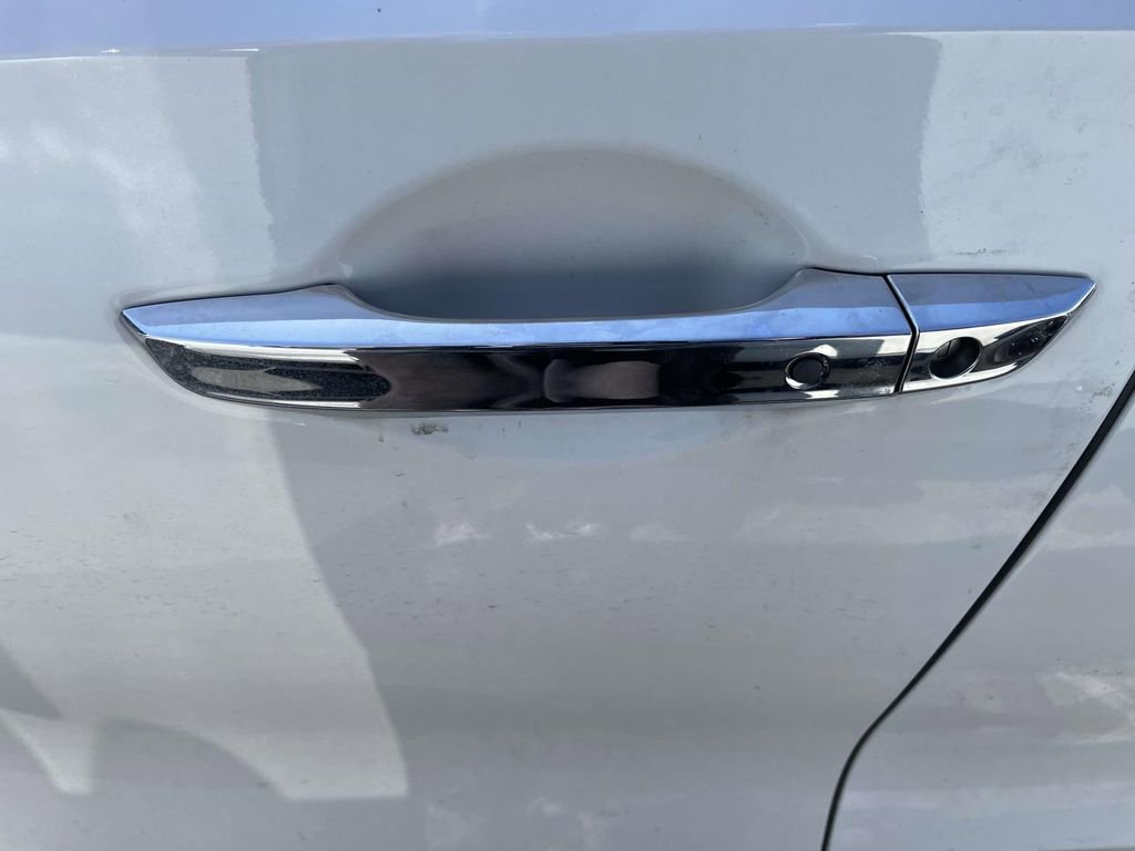 Used 2024 Honda Odyssey Elite image 19