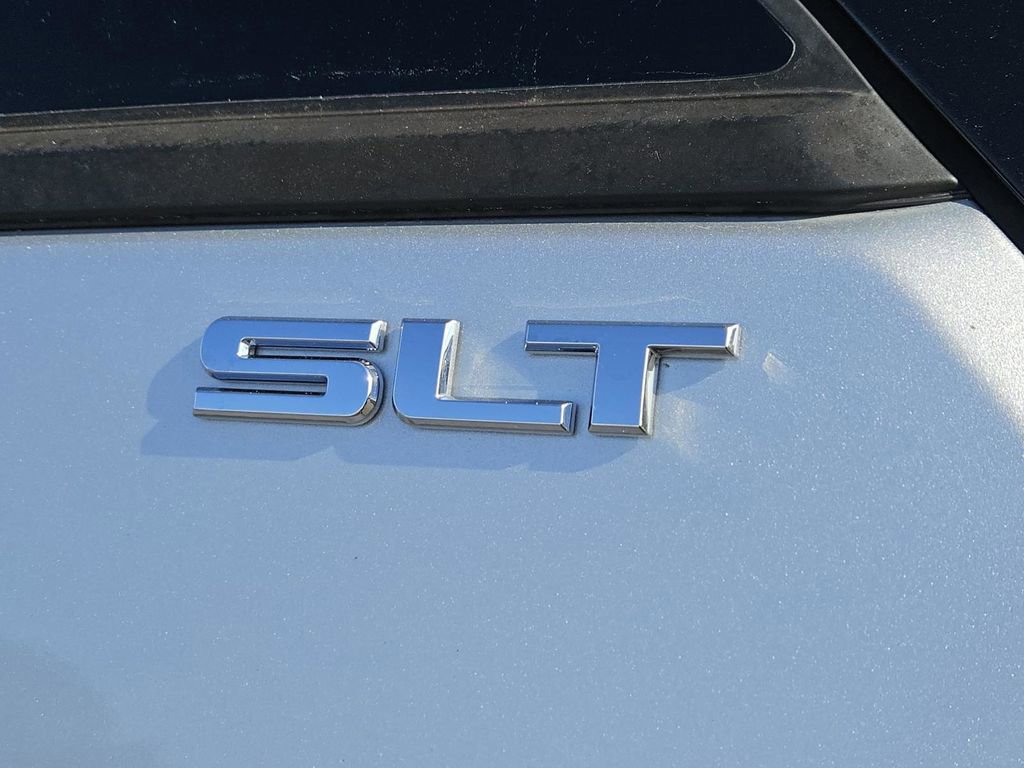 Used 2021 GMC Terrain SLT w/ Infotainment Package II image 14