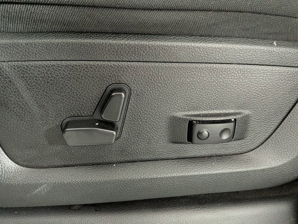 Certified 2024 RAM 2500 Big Horn w/ Night Edition image 16