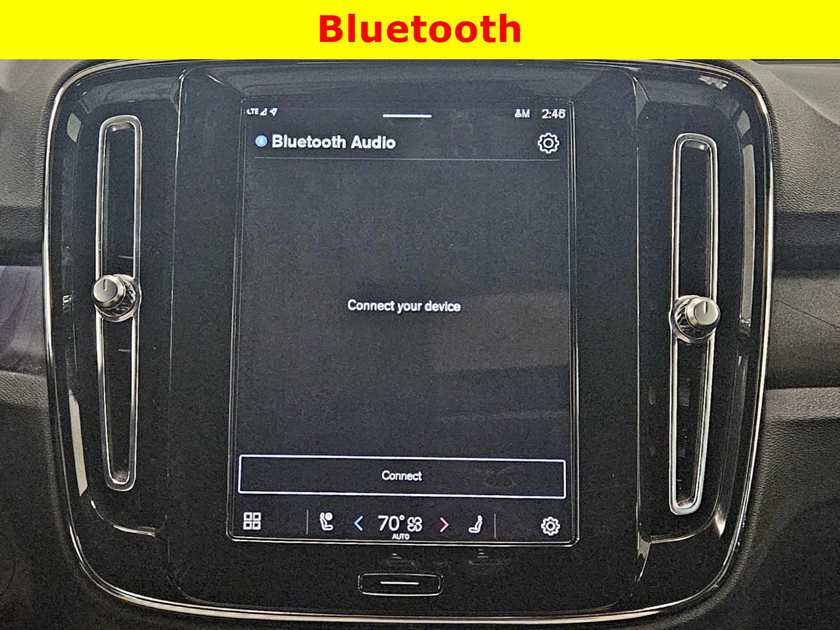 Used 2023 Volvo XC40 Recharge Ultimate image 23