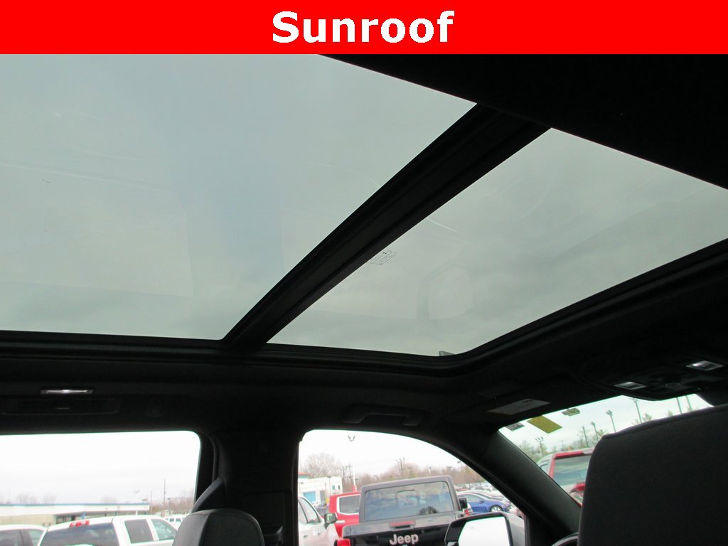 Used 2024 Cadillac Escalade Sport w/ LPO, ONYX Package image 15