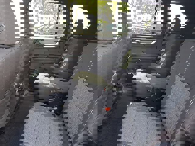 New 2026 GMC Acadia Elevation image 11