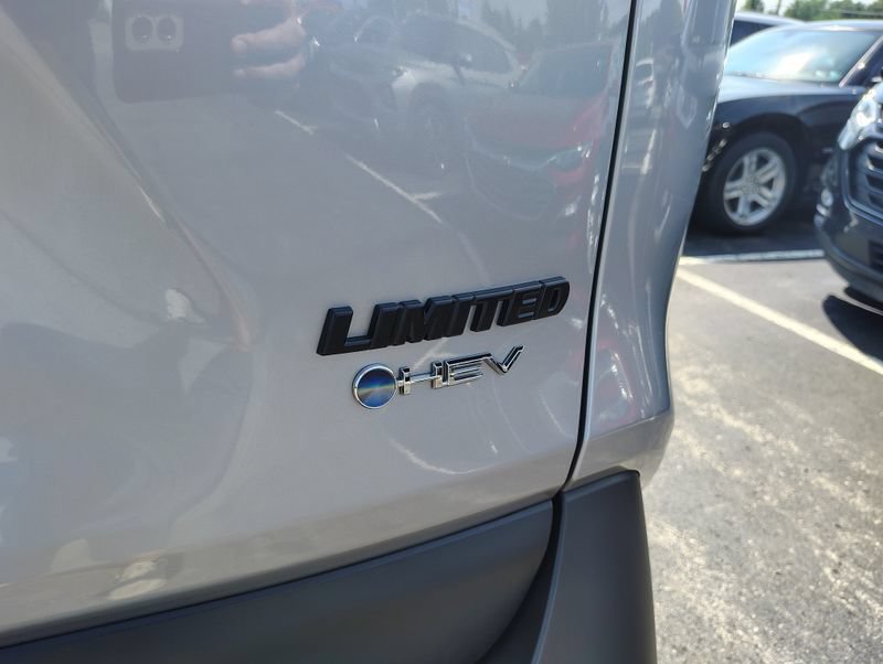 Certified 2025 Toyota RAV4 Limited w/ Advanced Technology Package AWD/4WD image 6