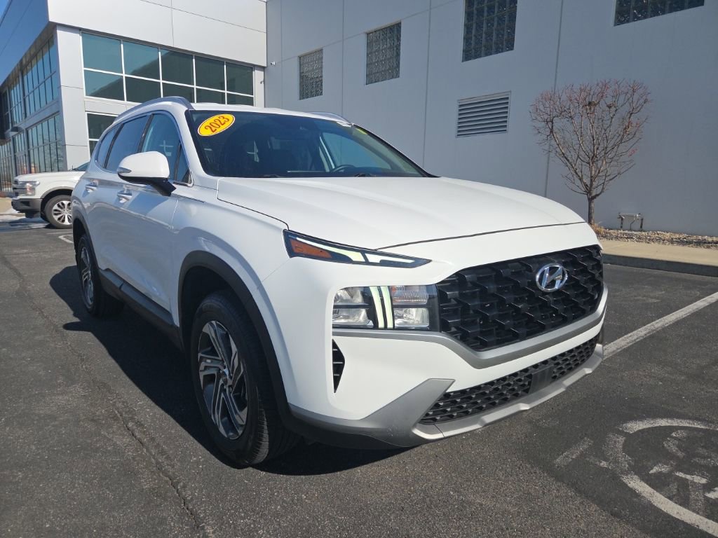 Used 2023 Hyundai Santa Fe SEL image 4
