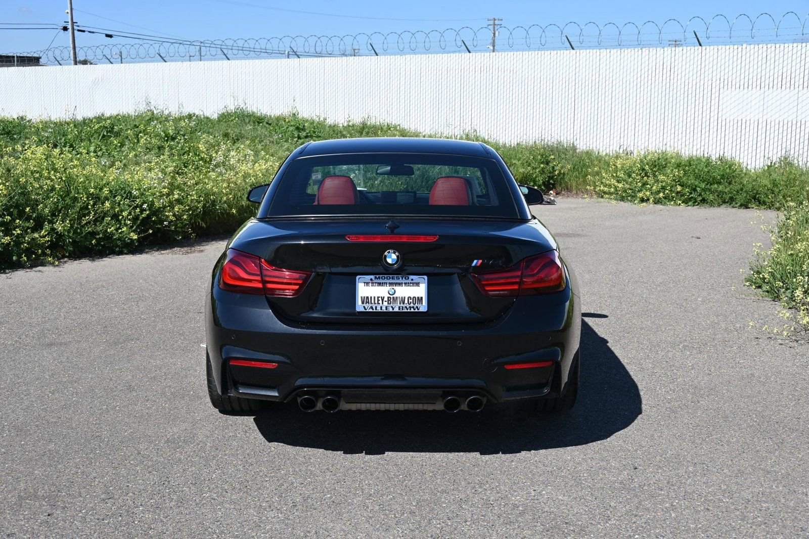 Used 2020 BMW M4 Convertible w/ Competition Package image 7