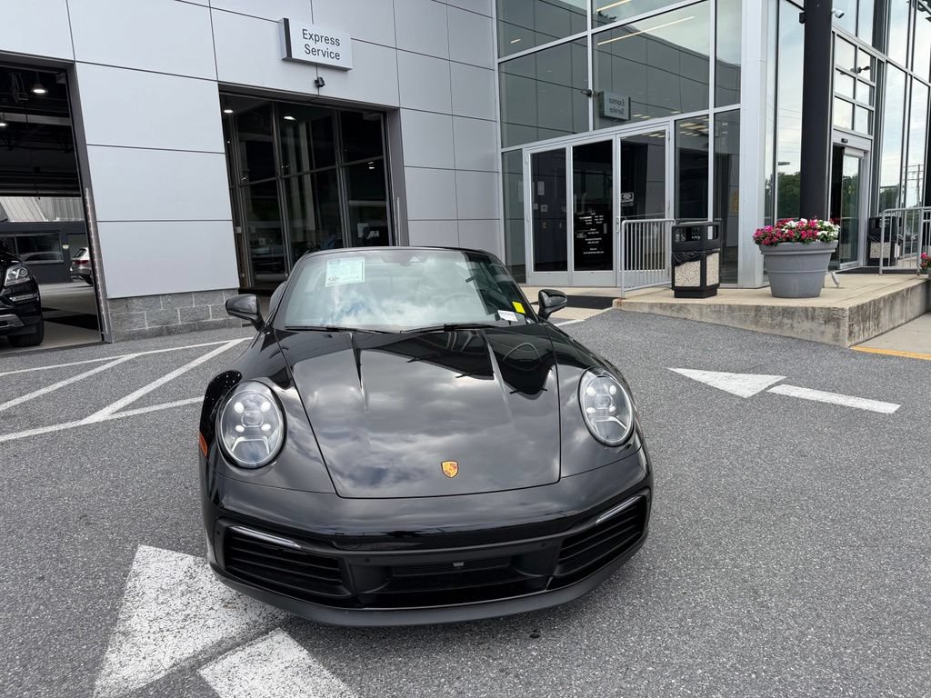 Used 2022 Porsche 911 Carrera 4S AWD/4WD image 10