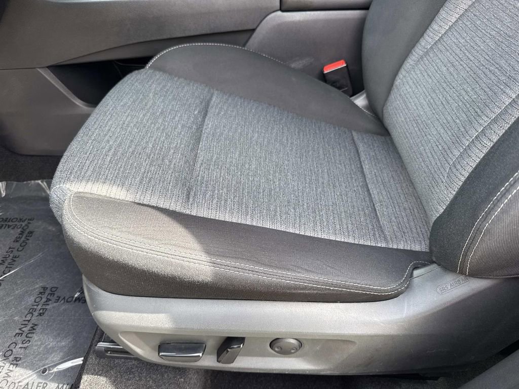 Used 2021 Nissan Rogue SV FWD image 27