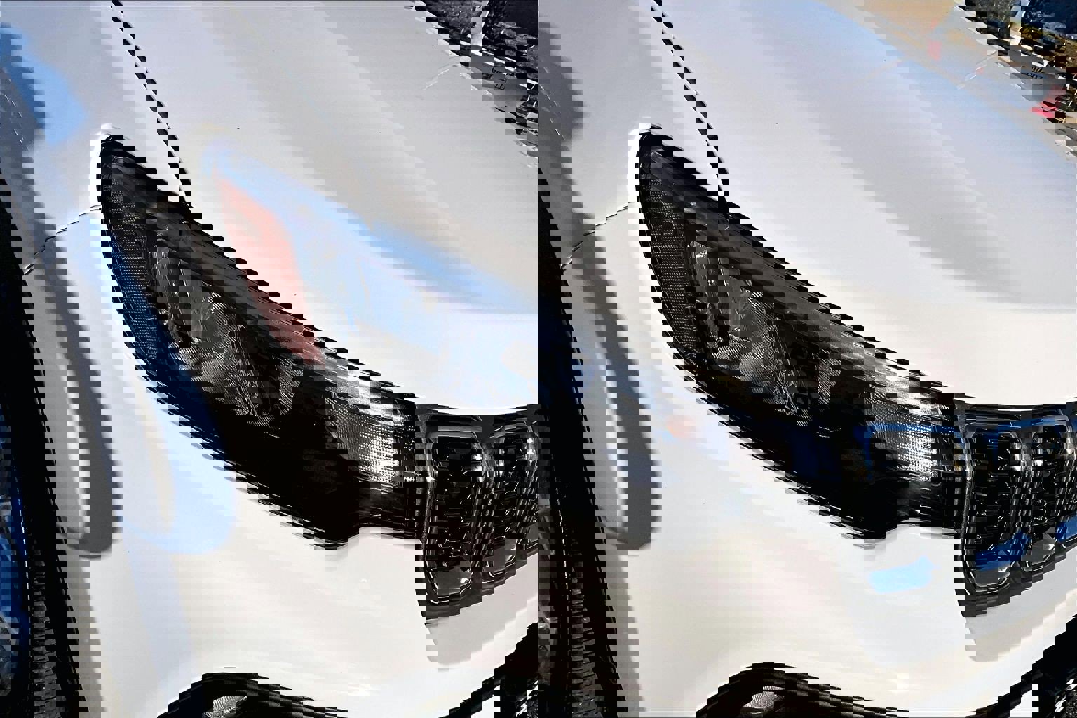 Used 2024 Jeep Compass Latitude image 35