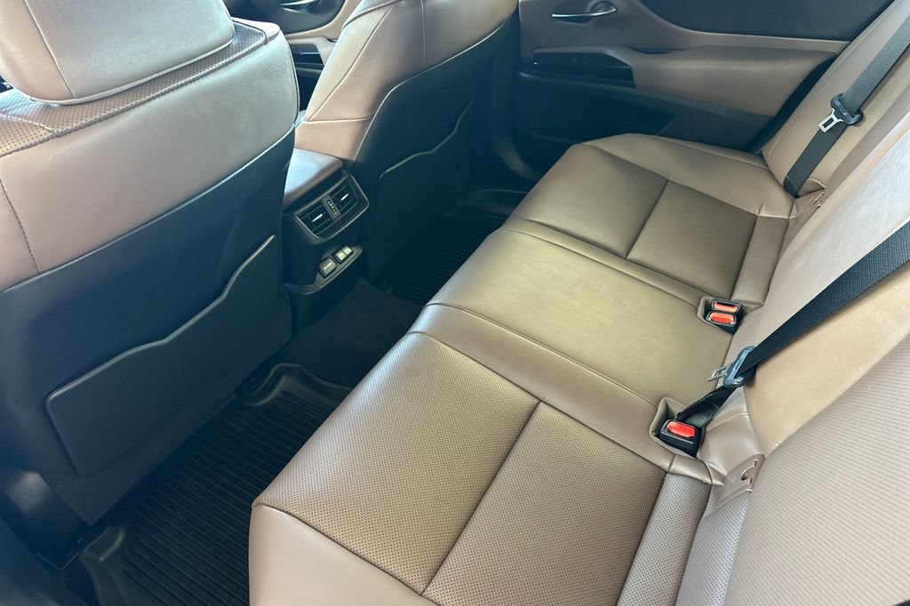 Certified 2025 Lexus ES 300h w/ Premium Package FWD image 14