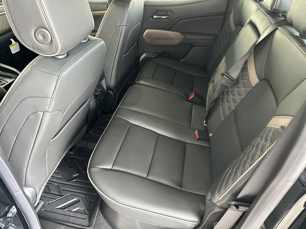 New 2026 GMC Canyon Denali w/ LPO, Denali Black Edition image 28