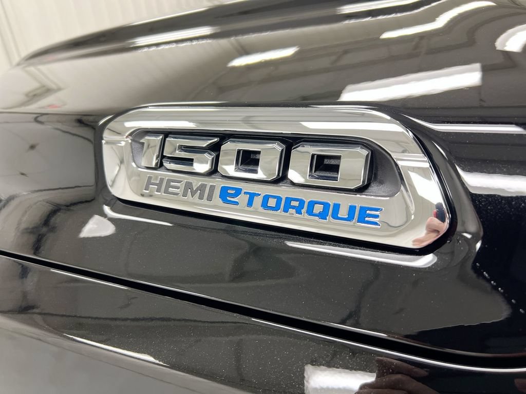 Used 2024 RAM 1500 Big Horn AWD/4WD image 25
