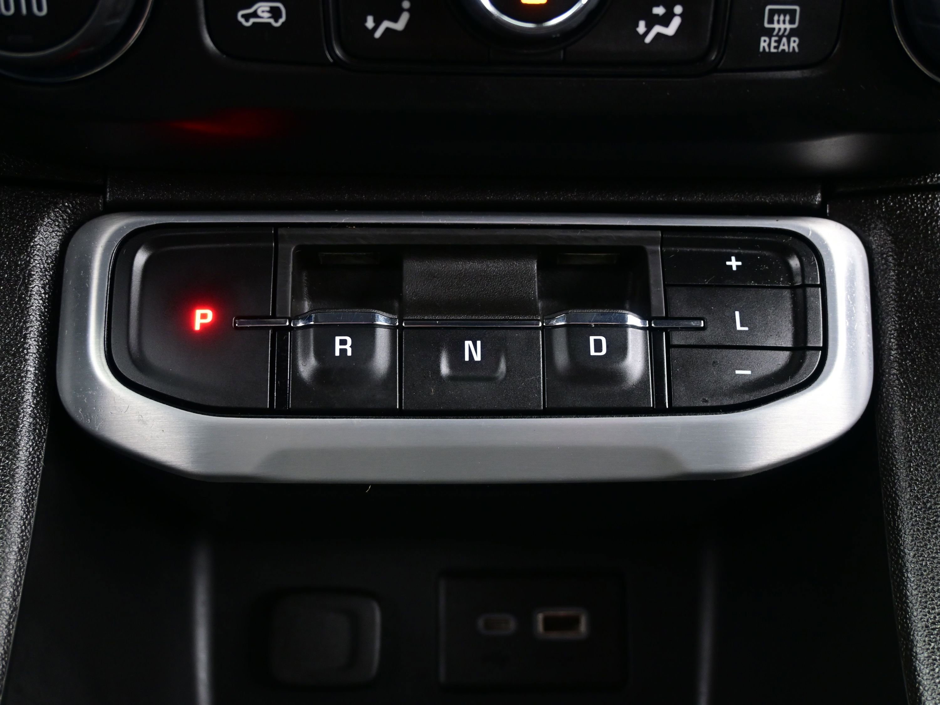 Used 2022 GMC Acadia SLE w/ Driver Convenience Package AWD/4WD image 22