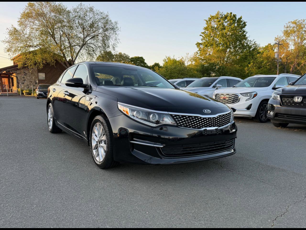 Used 2016 Kia Optima EX w/ Premium Package image 1