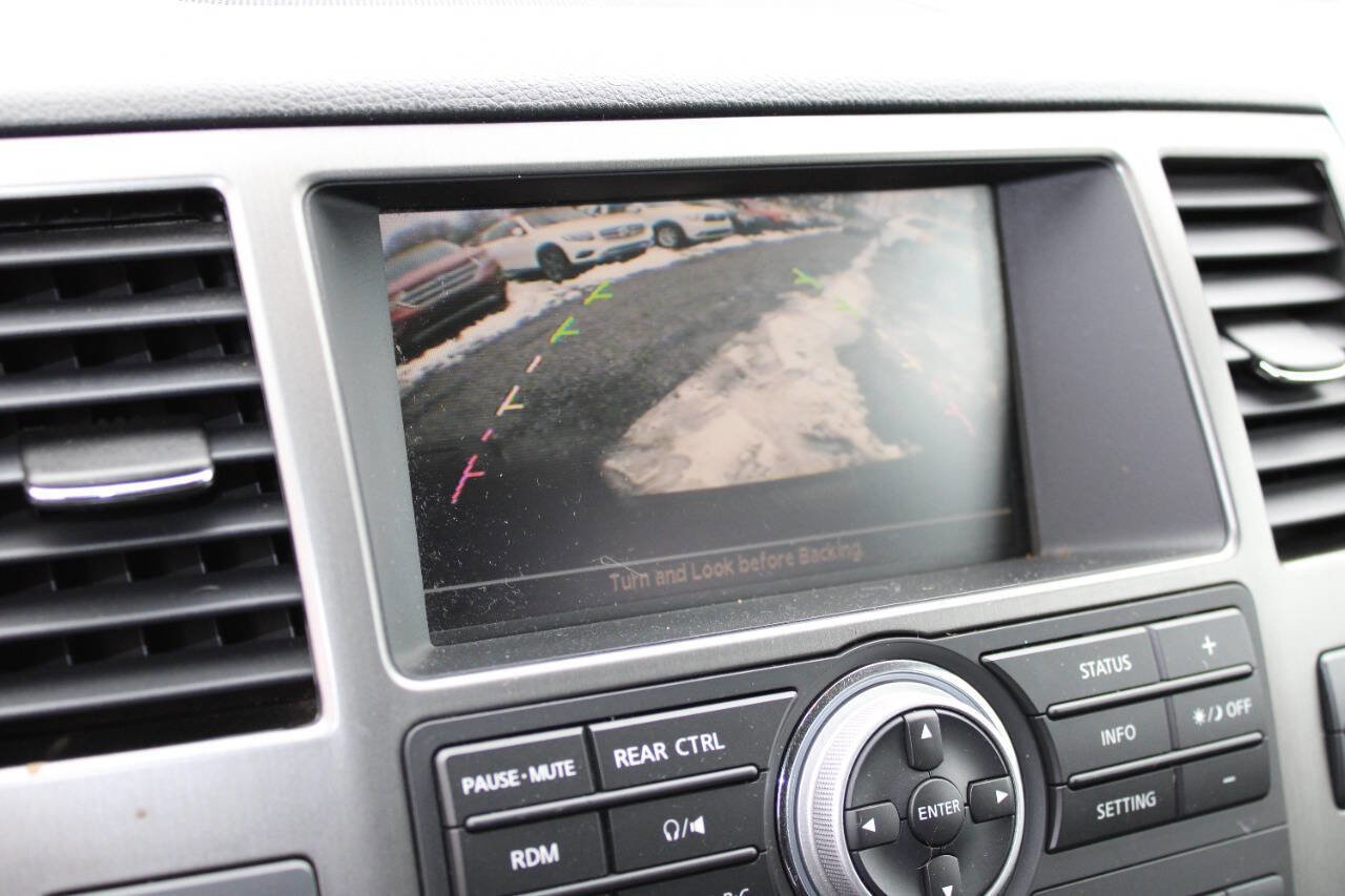 Used 2010 Nissan Armada SE image 17