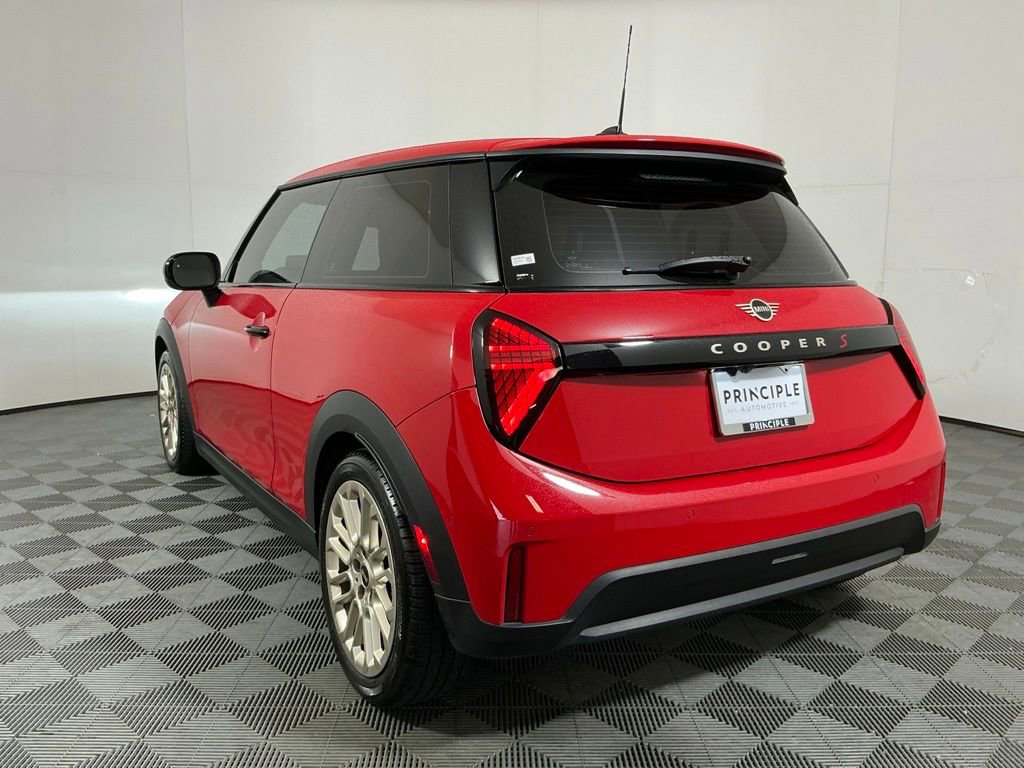 Certified 2025 MINI Cooper S FWD image 7