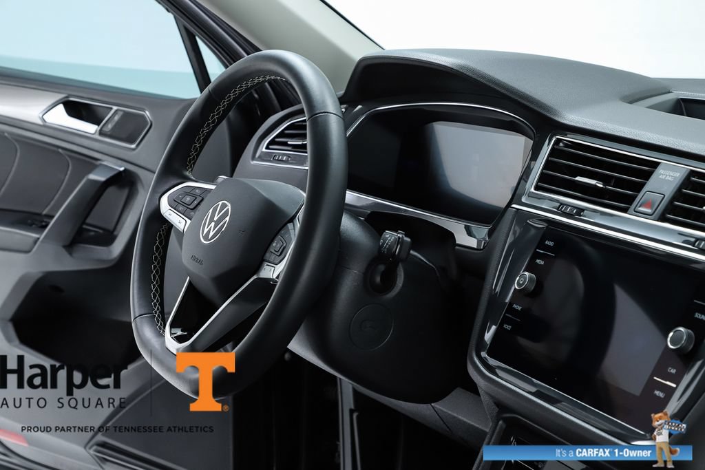 Used 2023 Volkswagen Tiguan SE w/ Panoramic Sunroof Package FWD image 72