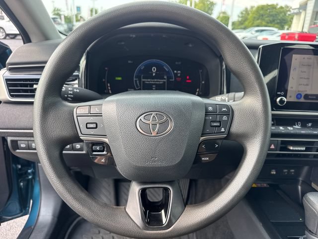 Used 2025 Toyota Camry LE w/ Convenience Package FWD image 19