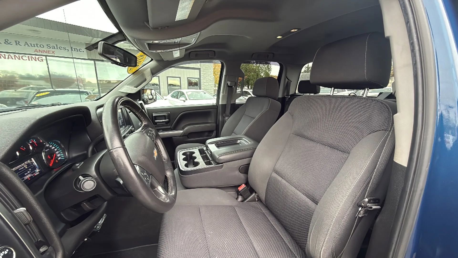 Used 2018 Chevrolet Silverado 1500 LT w/ All Star Edition AWD/4WD image 16