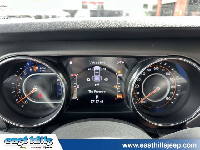 Certified 2022 Jeep Gladiator Sport AWD/4WD image 34